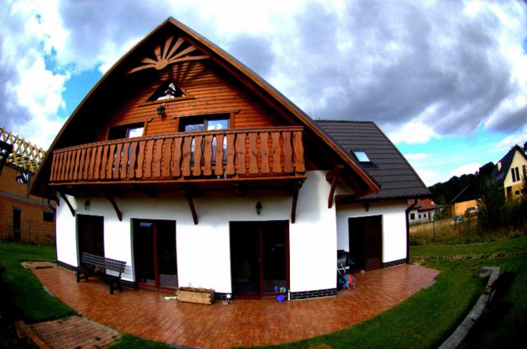 Timber frame house
