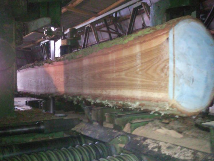 Loseware (unedged boards, sorted and bundled)