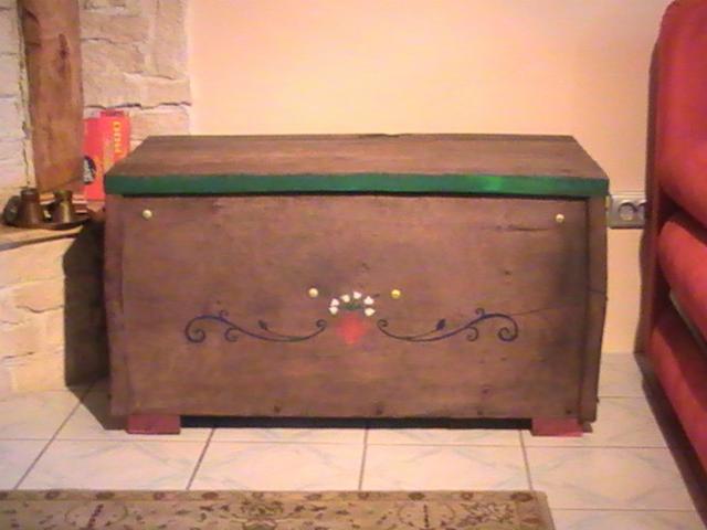 Lada lemn, Design, 1   10 pieces