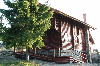 Round log house