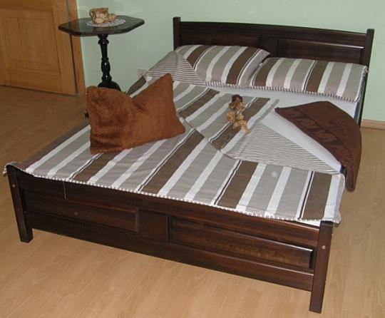 Beds, Traditional, 10   100 pieces