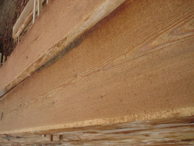 Loseware (unedged boards, sorted and bundled)