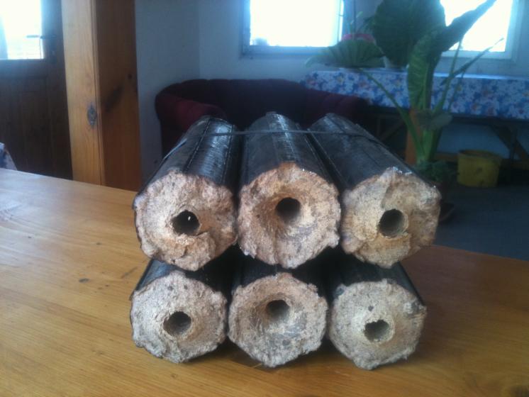 Wood briquets