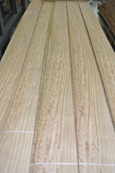 Natural Veneer, FIGURED EUCALYPTUS, Quartered