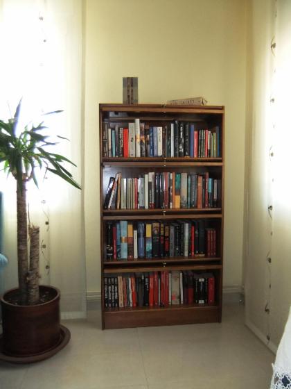 Storage, Colonial, 1   100 pieces