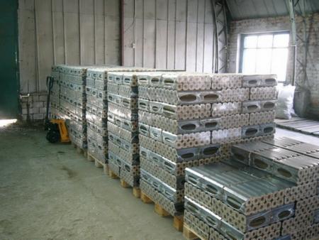 Wood briquets