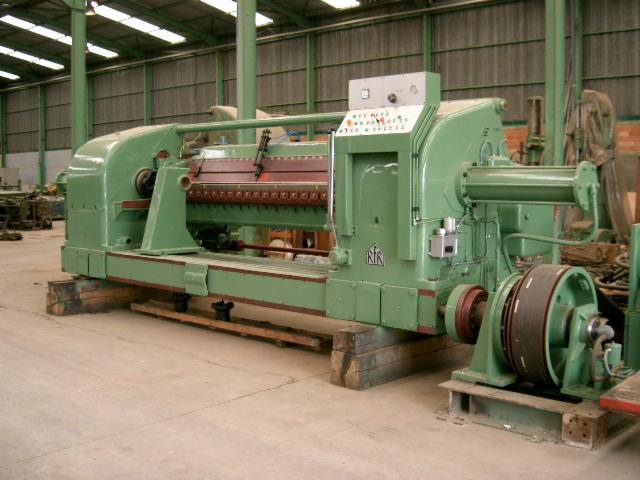 Slicing   Cleaving   Chipping   Debarking, DEROULEUSE 