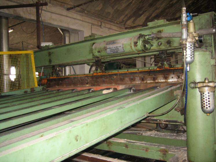Slicing Cleaving Chipping Debarking, CIZALLA SALIDA TORNO