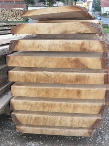Boules (unedged boards from single logs)