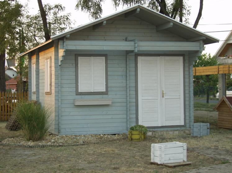 Timber frame house