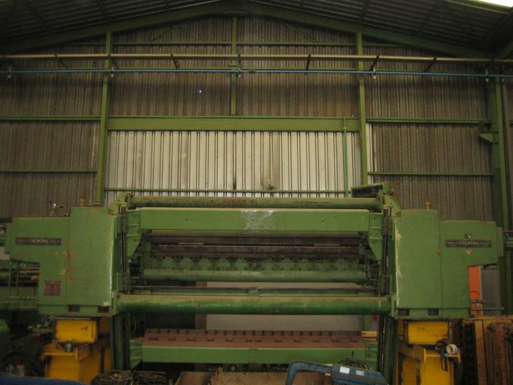 Slicing Cleaving Chipping Debarking, DEROULEUSE TELESCOPIQUE