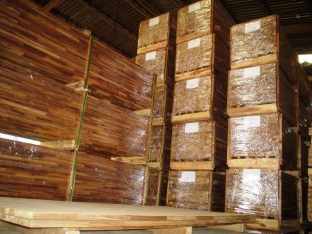 Solid wood panel