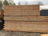 Basınç Uygulanmış Veya Inşaatlık Kereste – Üreticileri Bulun - Karaçam 25 mm * 150 mm * 3-5 m hava kuru 30 m3 / spot
