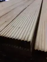 Pronađite najbolje drvne zalihe na Fordaq - PRO WOOD SIA - Bor - Crveno Drvo, Jela -Bjelo Drvo, Neklizajući Brodski Pod (1 Strana)
