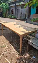 Mobila sufragerie - Mese Contemporan 200 - 1000 bucăţi Spot - o dată